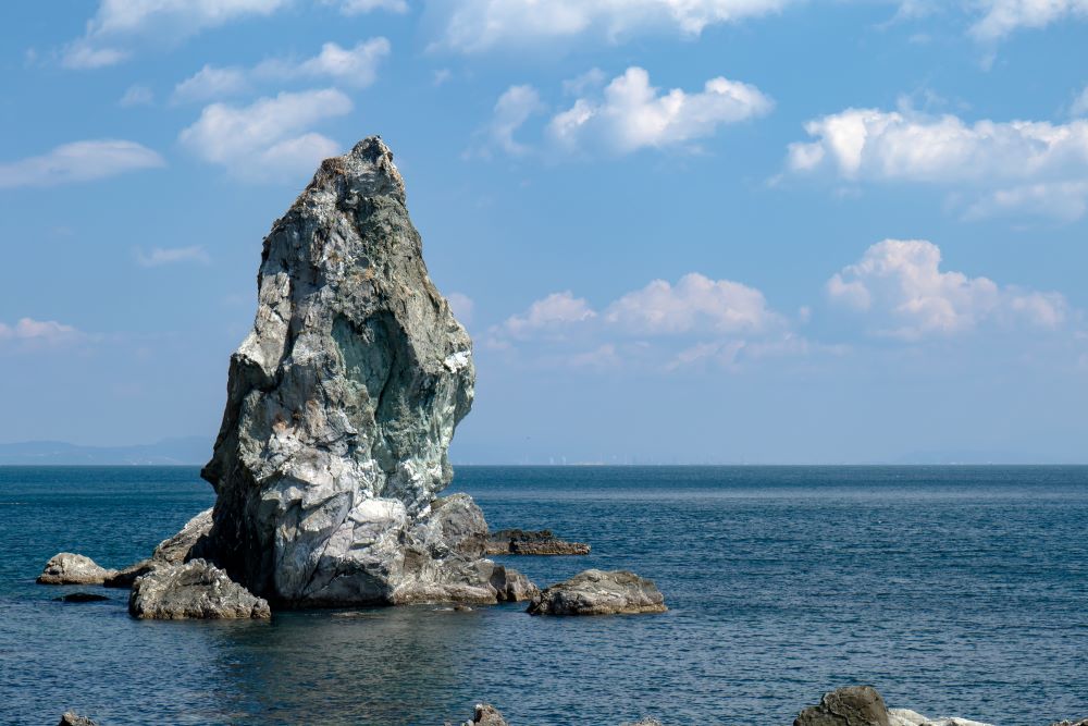 淡路島　沼島　上立神岩