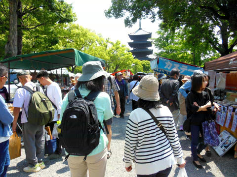 東寺　市場