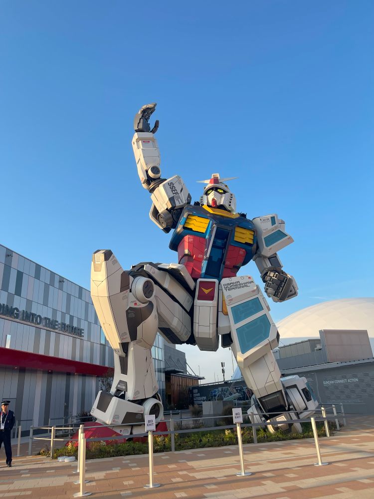 万博 ガンダム